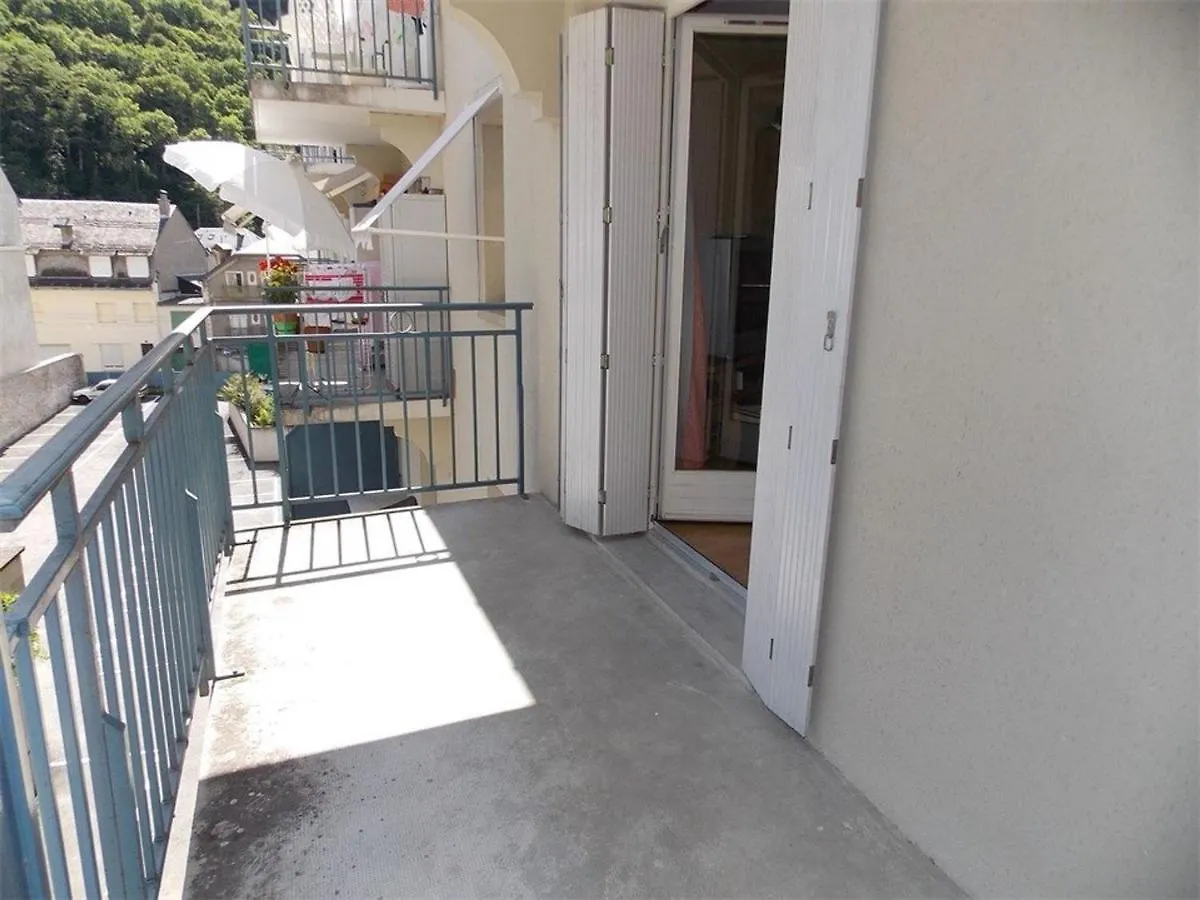 Charmant T2 Cabine Centre Luchon - Balcon Sud - Parking Prive - 4/6 Personnes - Fr-1-313-141 Bagneres-de-Luchon